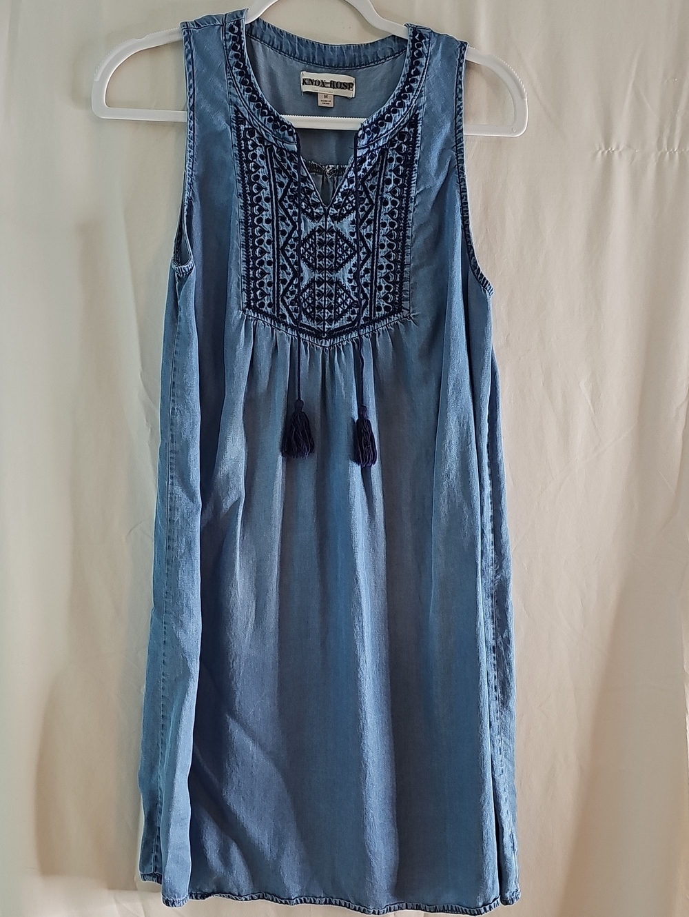 Knox Rose Embroidered Sleeveless Tunic with Tassel Ties
